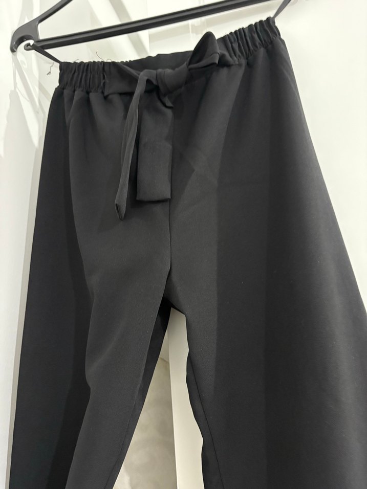 Siyah Bol Kesim Kadın Kumaş Pantolon - Görsel 3