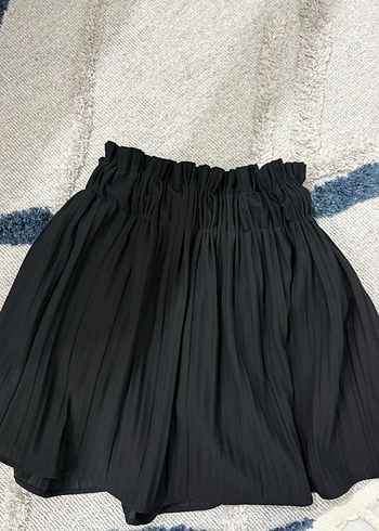 Pileli Siyah Etek - Görsel 2