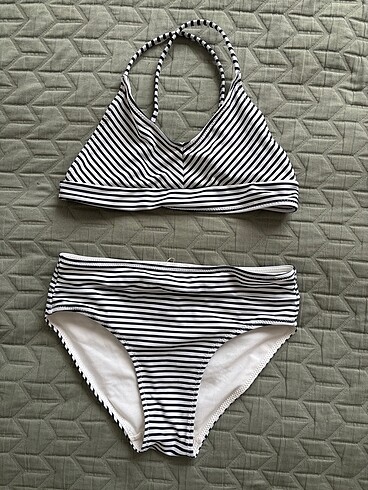 10 yaş çizgili bikini