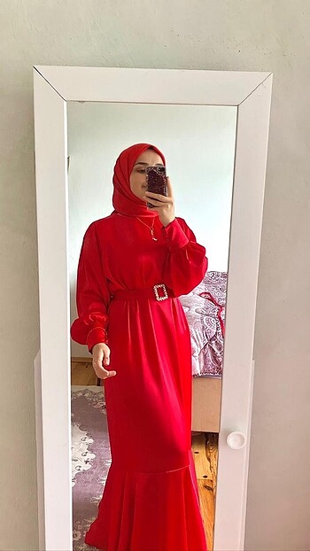 Kırmızı Uzun Tesettür Elbise