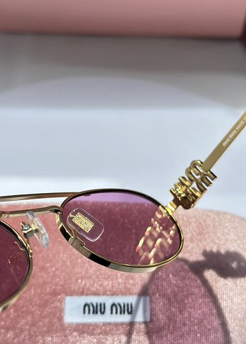 Beden Miu Miu Pembe Pastel Kadın Güneş Gözlüğü