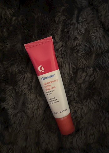 Glossier Pembe Dudak Parlatıcısı - Görsel 4