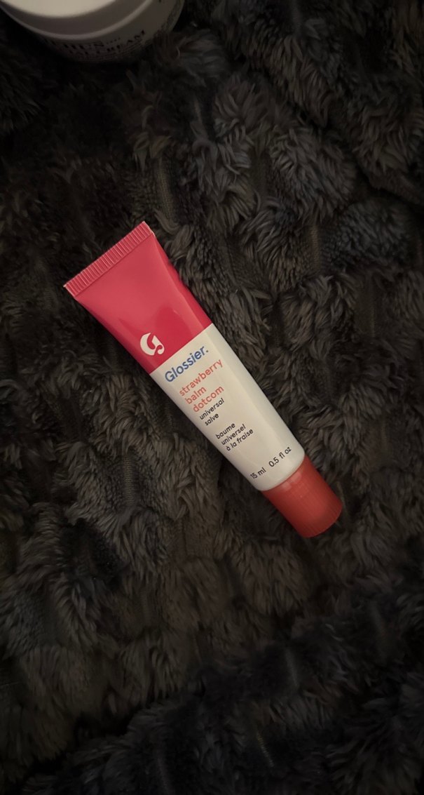 Glossier Pembe Dudak Parlatıcısı - Görsel 3