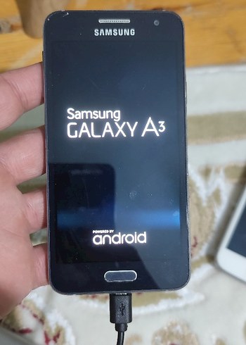 Samsung Galaxy a3 2015 - Görsel 2