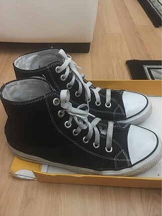 Converse 43 numara