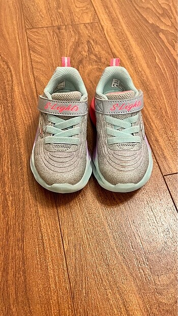 Skechers ayakkabı