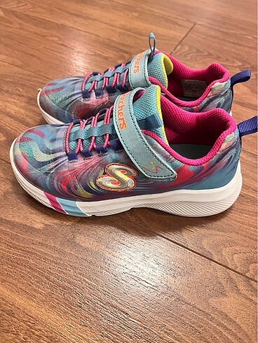 30 Beden çeşitli Renk Orijinal Skechers ayakkabı