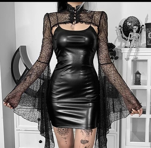 Gotik elbise