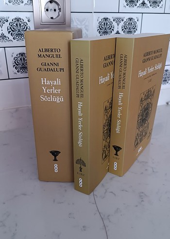 Beden Hayali Yerler Sözlüğü - Manguel & Guadalupi
