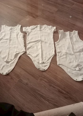 Beyaz Bebek Askılı Pamuklu Body