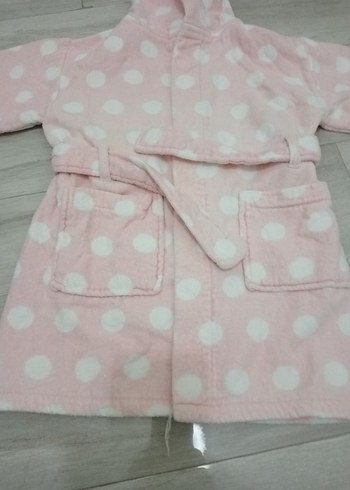 Kapüşonlu Pembe Puantiyeli Kız Bornozu - Görsel 3