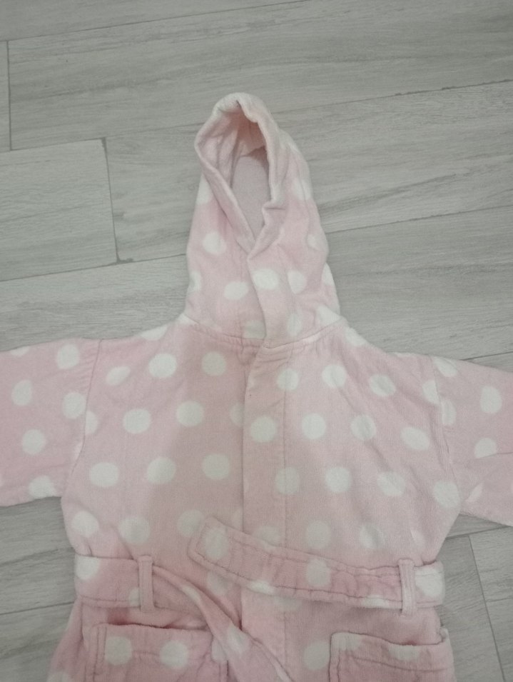 Kapüşonlu Pembe Puantiyeli Kız Bornozu - Görsel 2