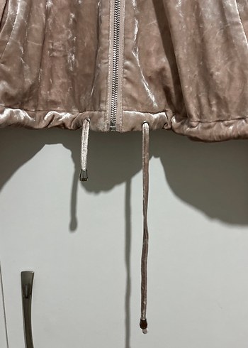 Bej Kadife Fermuarlı Kadın Ceket - Görsel 4