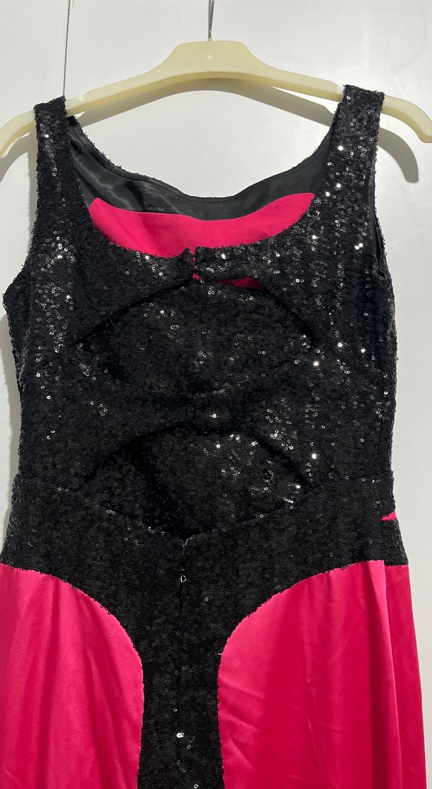 Pembe Uzun Abiye Elbise Siyah Pul Detaylı - Görsel 5