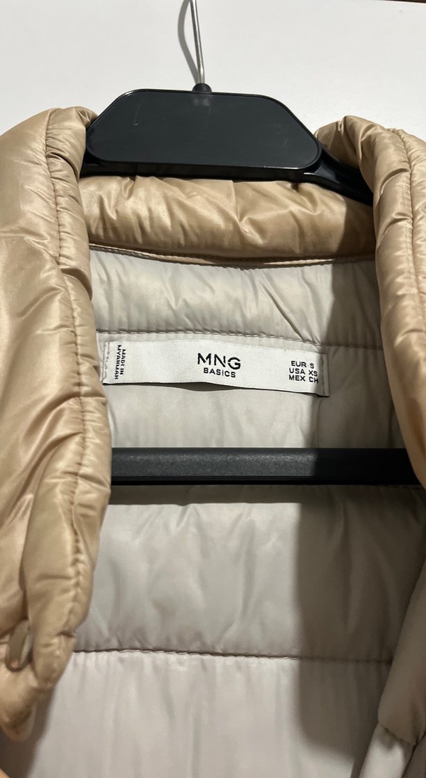 Parlak Bej Kadın Mont - Görsel 5