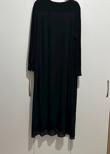 Uzun Siyah Pliseli Elbise - Görsel 4