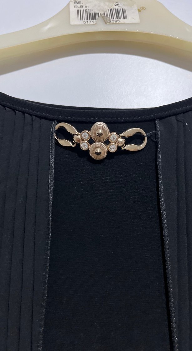 Uzun Siyah  Pliseli Elbise - Görsel 2