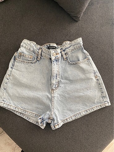 Mavi denim şort
