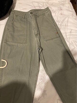 Düz paça düğmeli pantolon