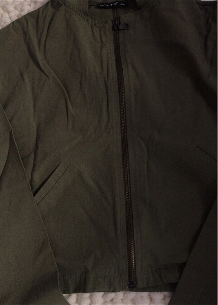 İnce dış giyim ürünü - Görsel 2