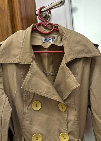 Düğmeli Bej Kadın Trençkot - Görsel 3