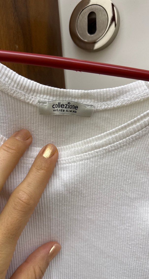 Kadın Beyaz Kısa Kollu Pamuklu Tişört - Görsel 2