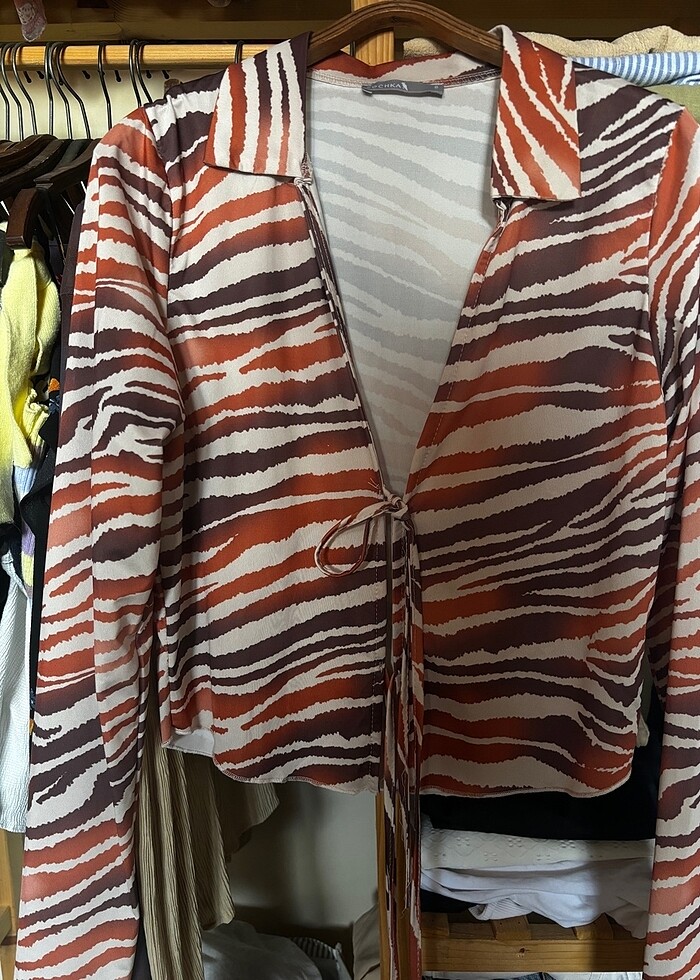 Önü Bağcıklı Gömlek - Görsel 5