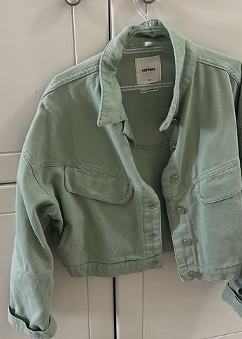Yeşil Düğmeli Kadın Denim Ceket
