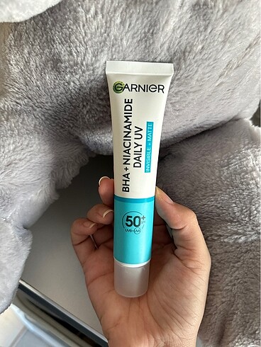 Beden bha niacinamide daily uv garnier güneş kremi