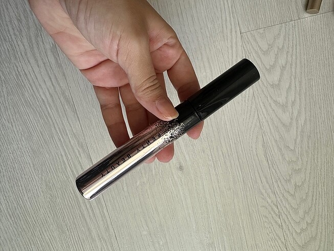 fenty full frontal maskara