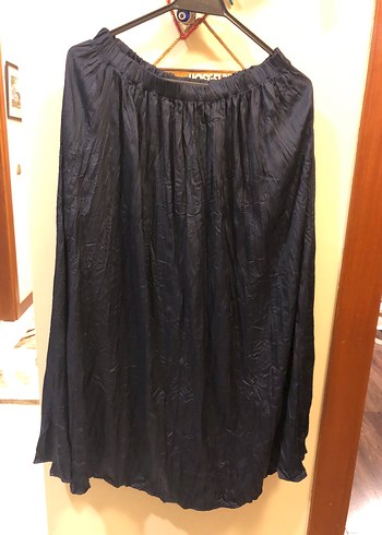 LC Waikiki LCW etek.. Hiç kullanılmadı. Drapeli Siyah Midi Keten Uzun Etek