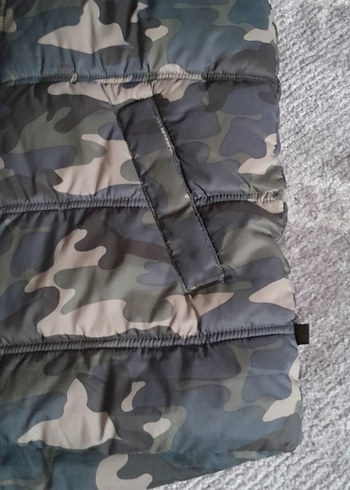 Benetton .Kamuflaj yelek. Tertemiz - Görsel 4