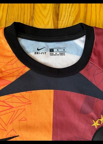 Nike Galatasaray Kısa Kollu Spor Forması - Görsel 2