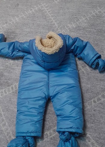 Soğuk yağmur geçirmez .çok sıcak tutuyor . - Görsel 5