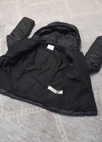Tertemiz. Çok hafif mont .Koyu siyah - Görsel 2