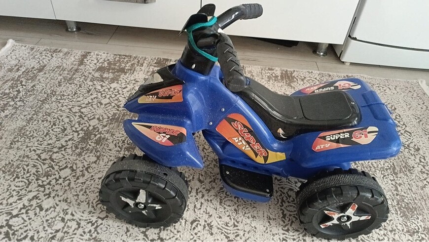  Beden Renk Akülü motor
