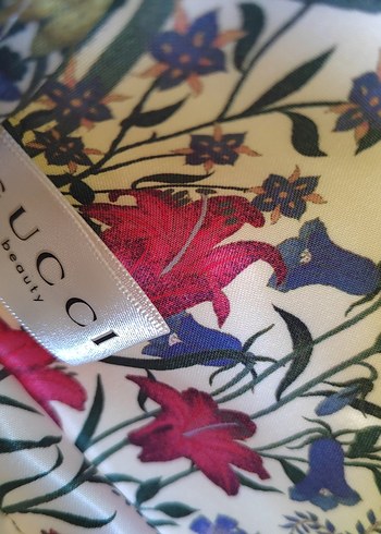 Gucci Flora Makyaj Çantası - Görsel 3