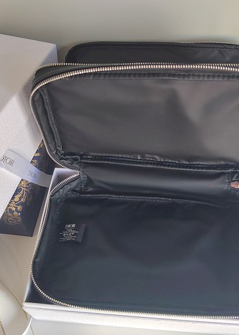 Dior  backstage makyaj çantası - Görsel 3