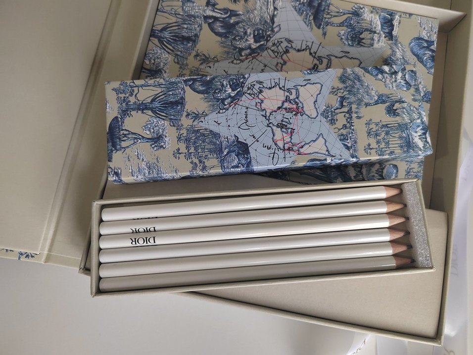 Dior defter kalem seti - Görsel 3