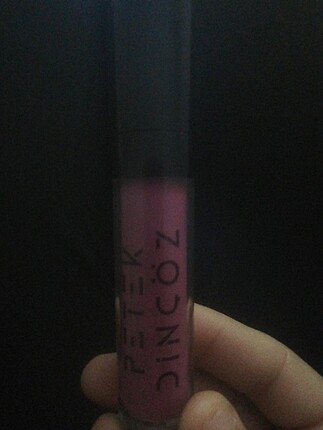 Petek dinçöz marka lip stik mat ruj