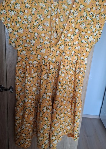 Sarı Çiçekli Volanlı Bohem Elbise - Görsel 9