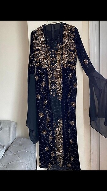 Siyah altın işlemeli yöresel kaftan kınalık abaya