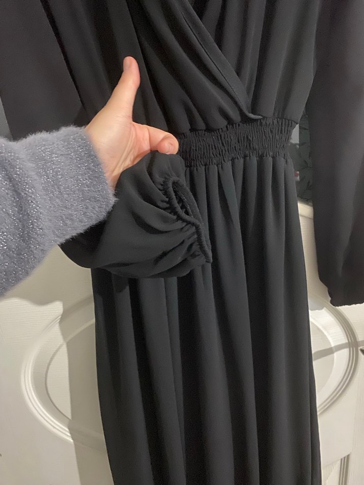 Siyah Uzun Kollu Salaş Uzun Elbise - Görsel 4