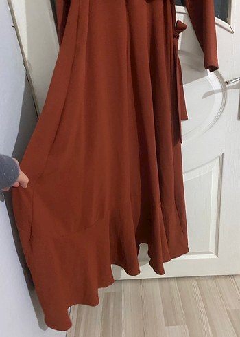 Kahverengi Uzun Drapeli Kadın Elbise - Görsel 4