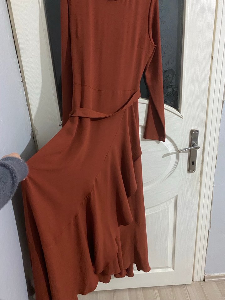 Kahverengi Uzun Drapeli Kadın Elbise - Görsel 2