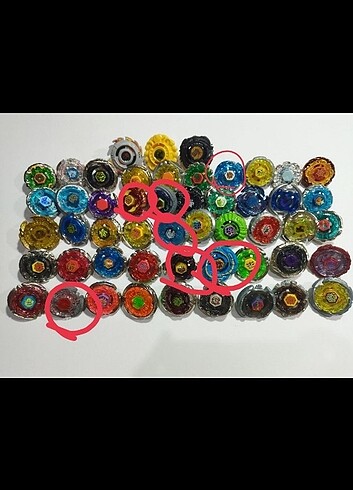 7 adet seçili Beyblade 