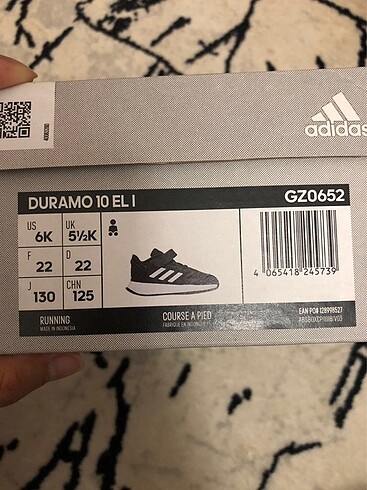 Adidas Adidas 22 numara ayakkabı