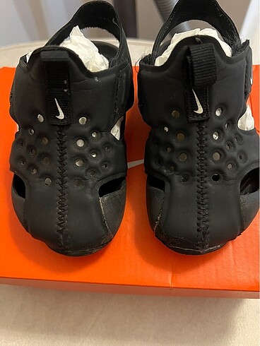 Nike 22 numara sandalet