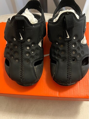 Nike Nike 22 numara sandalet