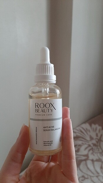 Roox beaty niancinamide serum